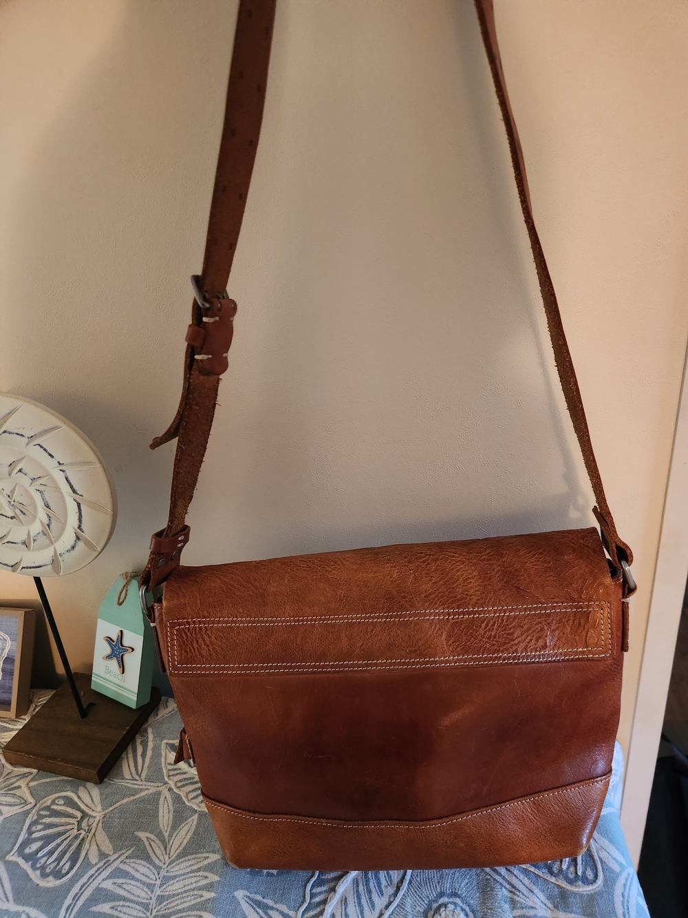 1203 Mano Fece Brown Leather Crossbody Bag - Picture 5 of 7